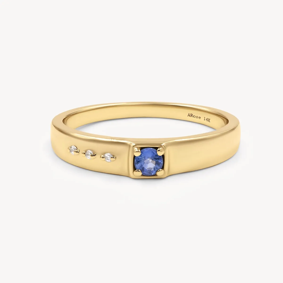 Audry Sapphire Ring