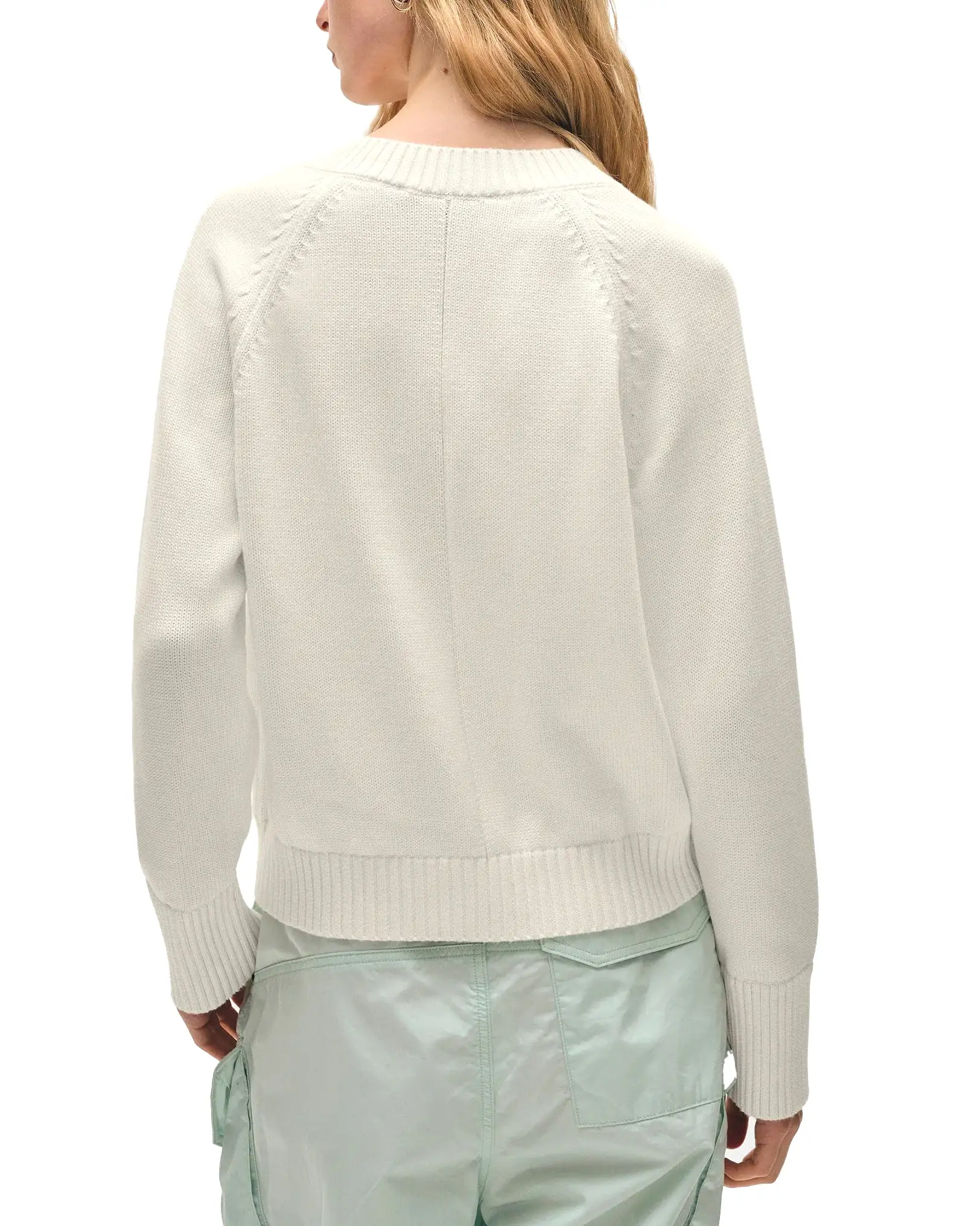 Organic Cotton Classic V-Neck Sweater (White)