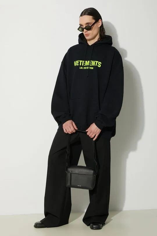 VETEMENTS sweatshirt Limited Edition Logo Hoodie black color hooded with a print UE64HD600X