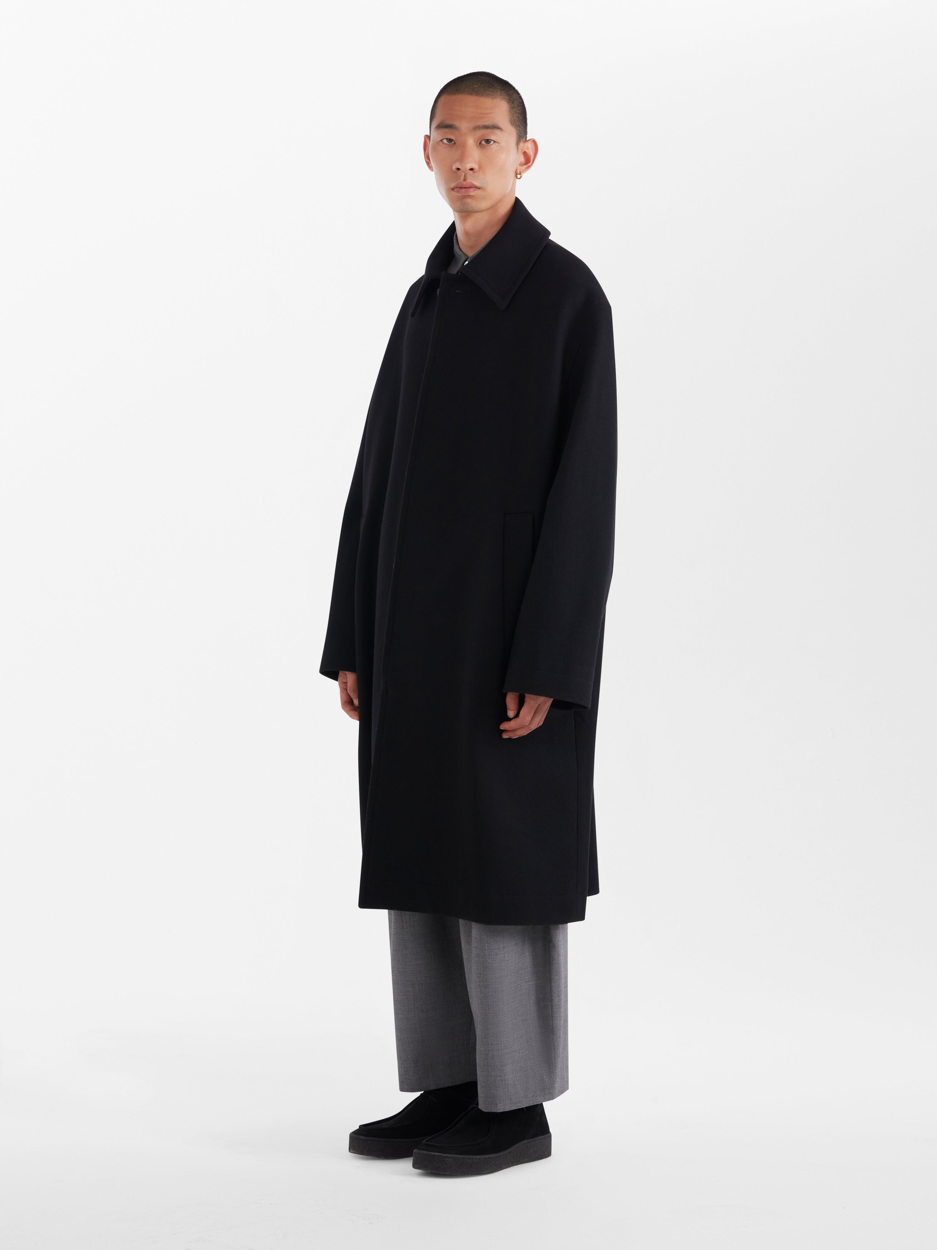 Wain Coat in Black